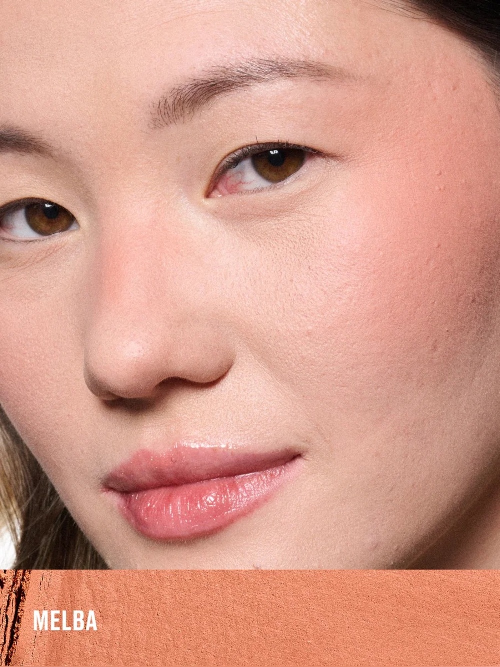 MAC Skinfinish Colourstruck Blush - Melba - Picture 2 of 6